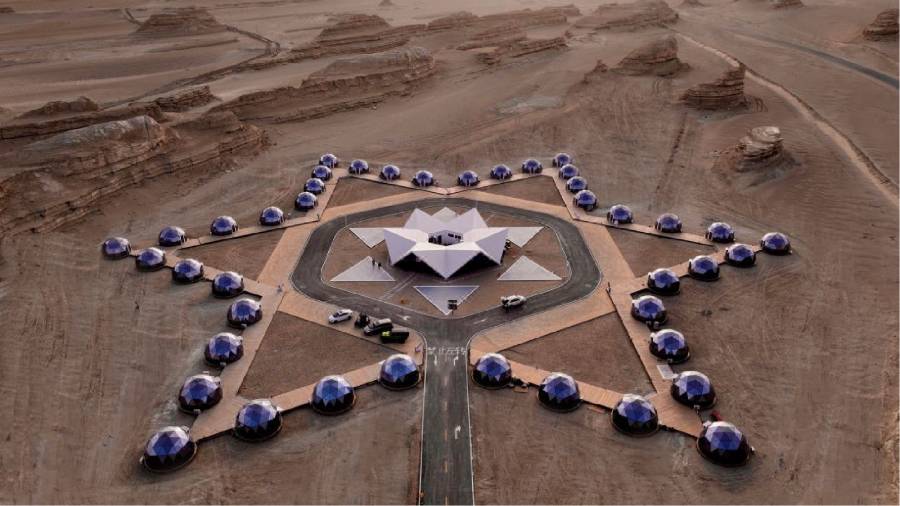 火星移民预演场——模拟外星环境的极端生存训练南明区户外野奢帐篷实验项目